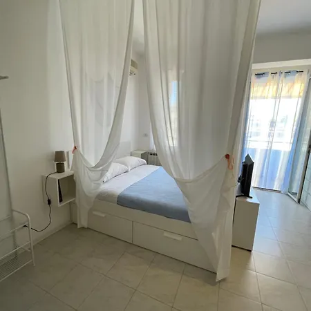 Appartamento The House Spadafora